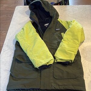 Lands' End Green Puffer Jacket for Outdoor Comfort